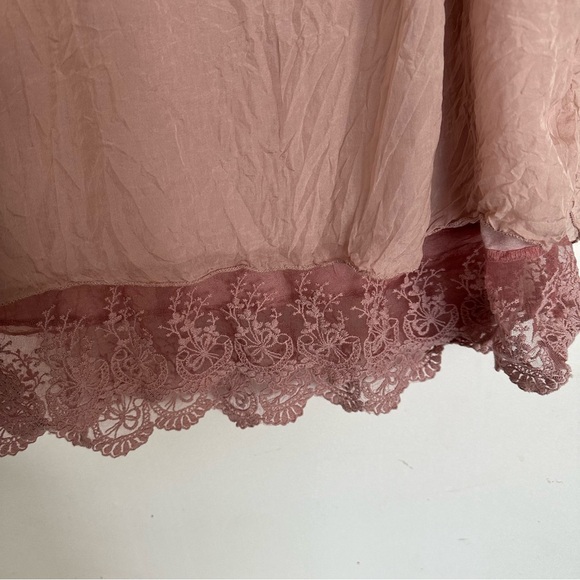 Giulia light peach Relaxed Ruffled laced top - Picture 3 of 6